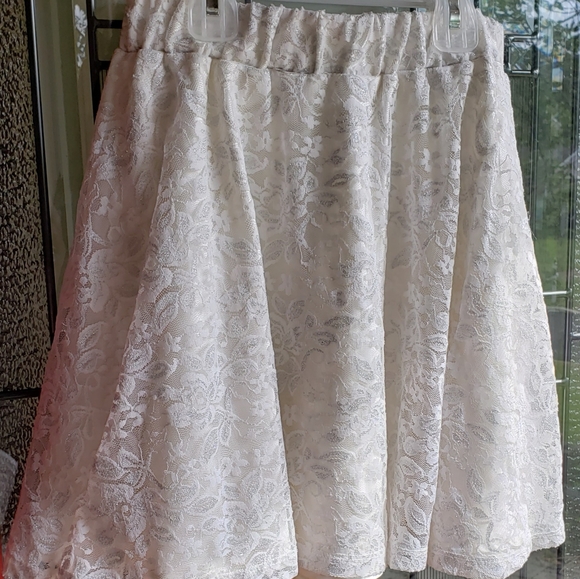 Silvery/ White Pretty Skirt from TCP - Picture 1 of 2